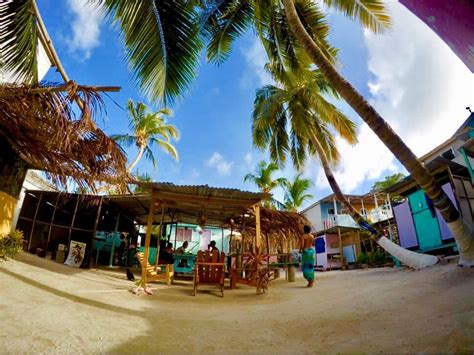 Tropical Oasis, Caye Caulker .